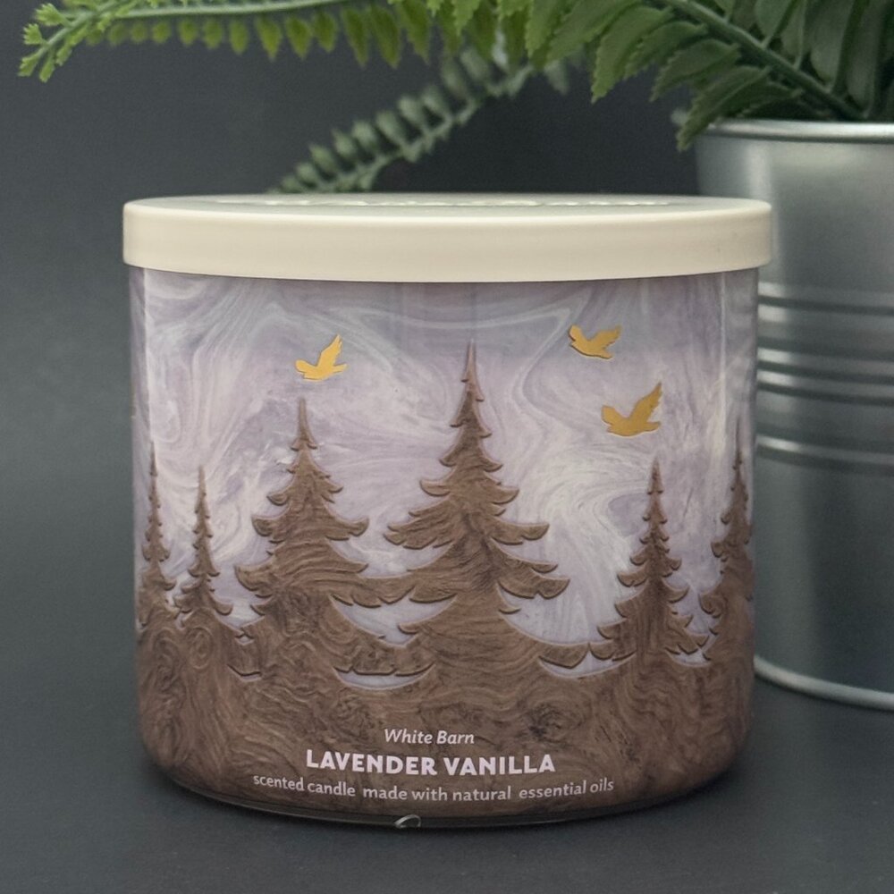 BBW Lavender Vanilla White Barn Bath & Body Works 3 Wick Candle